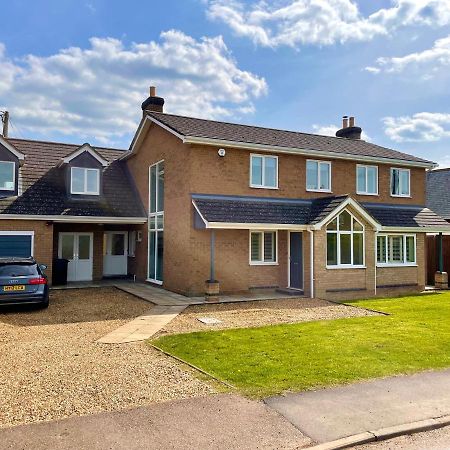 Executive Home With Plenty Of Room Ely Extérieur photo