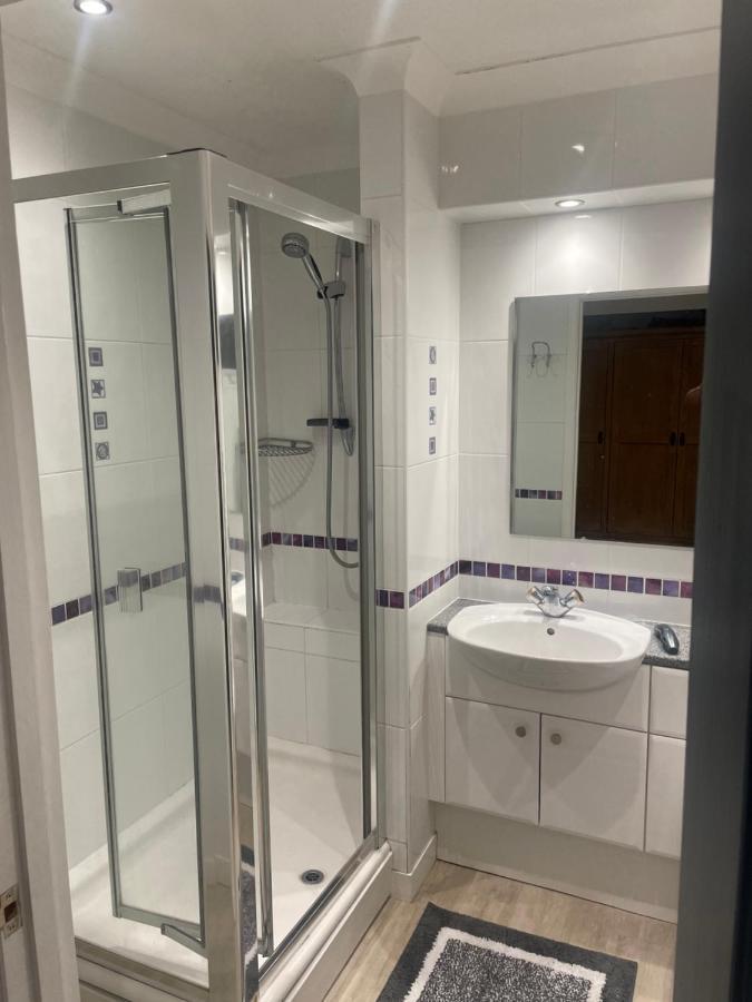 Executive Home With Plenty Of Room Ely Extérieur photo