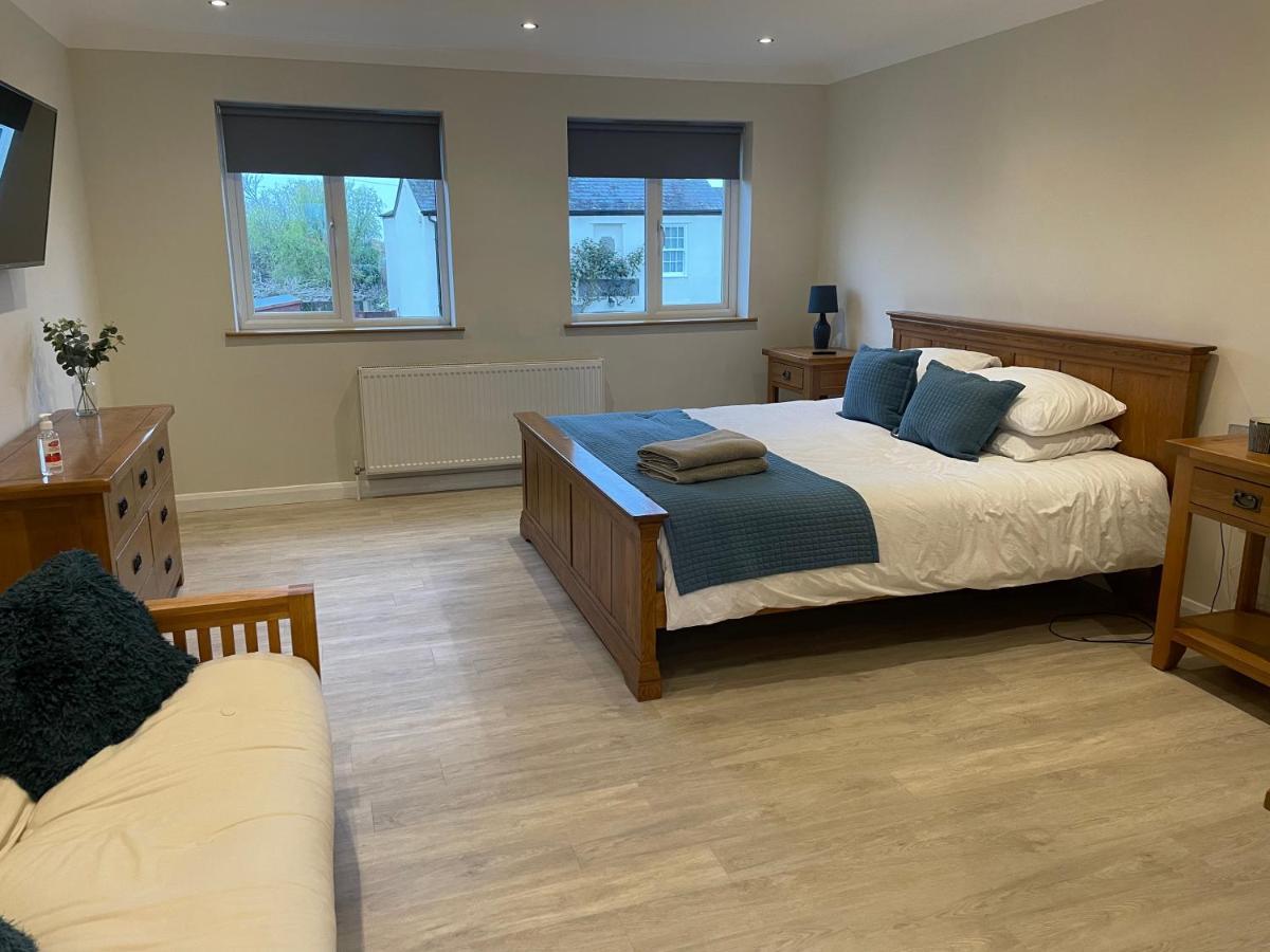 Executive Home With Plenty Of Room Ely Extérieur photo