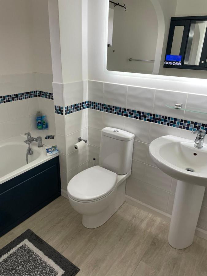 Executive Home With Plenty Of Room Ely Extérieur photo